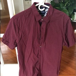 Men’s short sleeve button down shirt